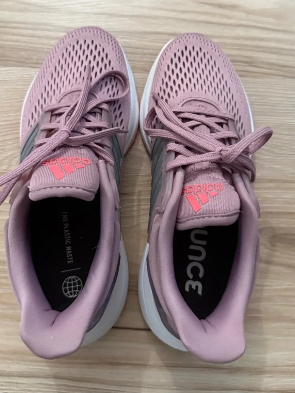 Adidas mauve sneakers size 6 - Picture 2 of 7